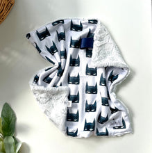 Load image into Gallery viewer, Bat Mask Lovey