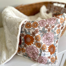 Load image into Gallery viewer, Golden Girl Floral Cozy Blanket