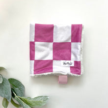 Load image into Gallery viewer, Mauve Retro Check Lovey