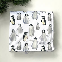 Load image into Gallery viewer, Penguin Cozy Blanket