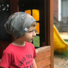 Load image into Gallery viewer, Camo Slouchy Beanie