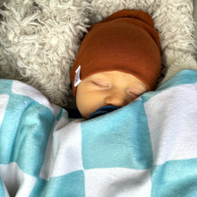 Load image into Gallery viewer, Baby Blue Retro Check Cozy Blanket
