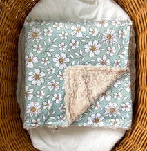 Load image into Gallery viewer, Boho Floral Cozy Blanket
