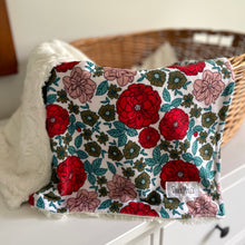 Load image into Gallery viewer, Retro Red Floral Cozy Blanket
