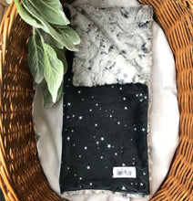 Load image into Gallery viewer, Constellation Blanket
